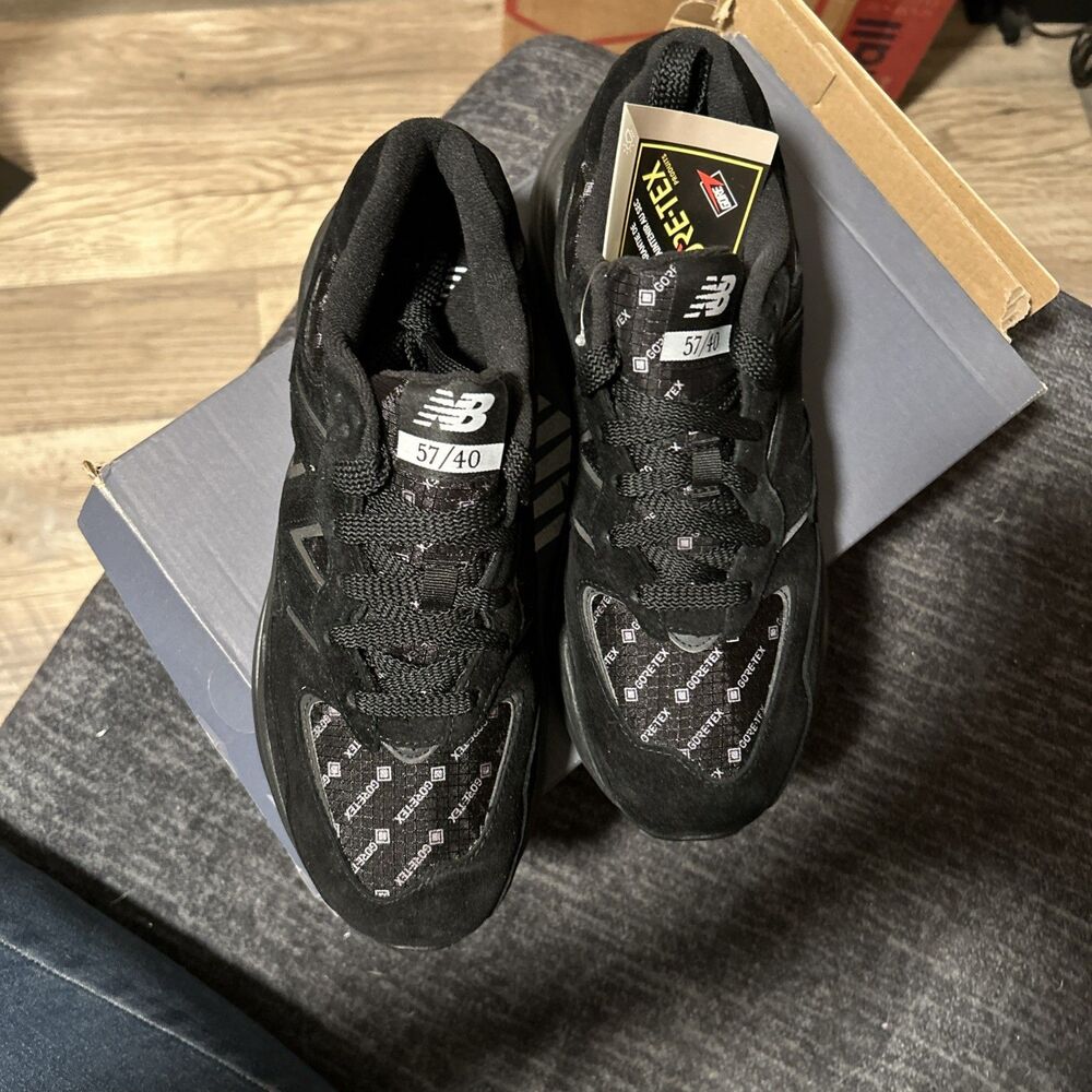 New Balance 57/40 Black with Gore-Tex TechMen’s Size 8  New Broken Box